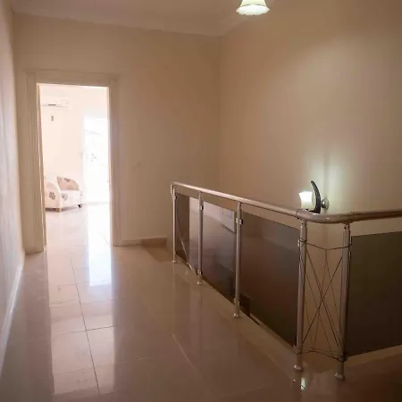 Dream Country 1 Apartment